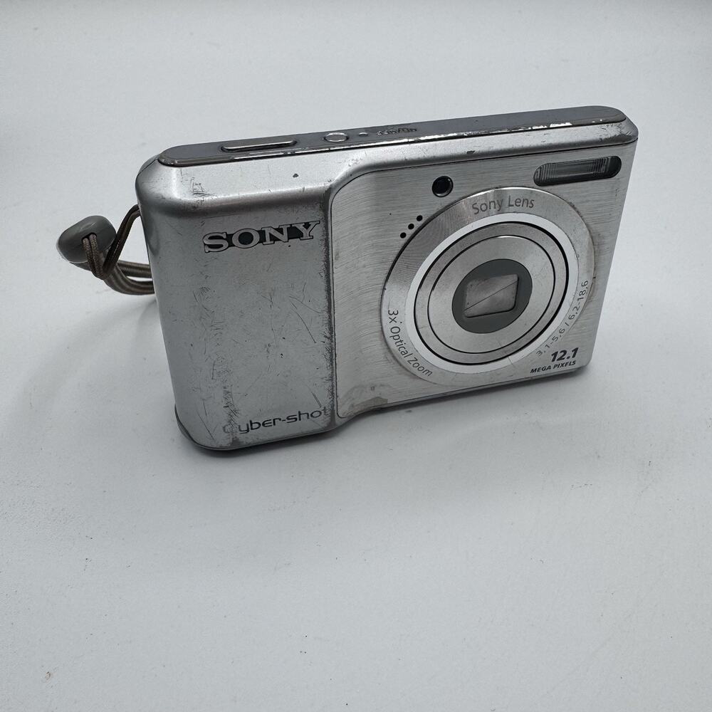 Sony Cyber-shot DSC-S2100 12.1MP Digital Camera Silver For Parts Not Working